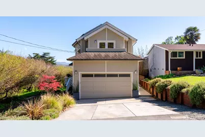 584 Hermosa Avenue, Half Moon Bay, CA 94019 - Photo 2