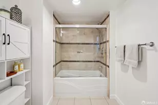 333 1st St, San Francisco, CA 94105 - Photo 18