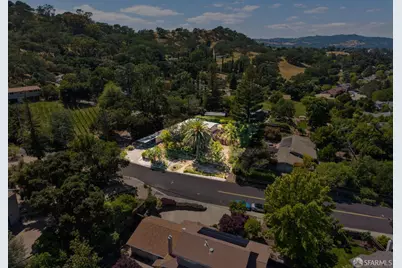411 Las Lomas Way, Walnut Creek, CA 94598 - Photo 50