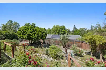 411 Las Lomas Way, Walnut Creek, CA 94598 - Photo 82