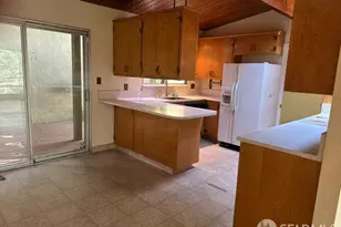 7101 Pinehaven Rd, Oakland, CA 94611 - Photo 22