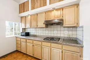 881 Vallejo St, San Francisco, CA 94133 - Photo 12