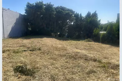 9809 Macarthur Boulevard, Oakland, CA 94605 - Photo 1