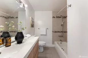 1425 Lakeside Dr, Oakland, CA 94612 - Photo 16