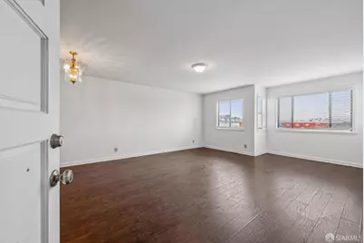 1913 Oakdale Avenue, San Francisco, CA 94124 - Photo 4