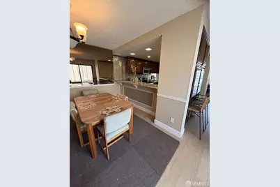 967 Shoal Drive, San Mateo, CA 94404 - Photo 8