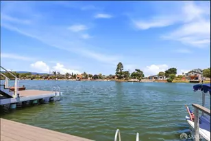 967 Shoal Dr, San Mateo, CA 94404 - Photo 2