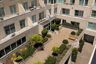 220 Lombard St, San Francisco, CA 94111 - Photo 32