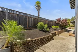 2 Beaumont Ct, Lafayette, CA 94549 - Photo 52