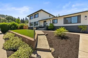 2 Beaumont Ct, Lafayette, CA 94549 - Photo 54