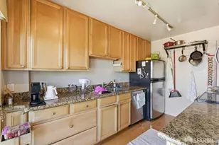 505 Corbett Ave, San Francisco, CA 94114 - Photo 22