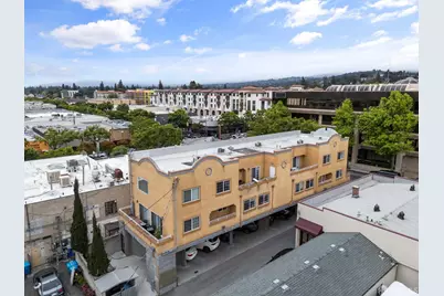 577 Laurel Street, San Carlos, CA 94070 - Photo 2