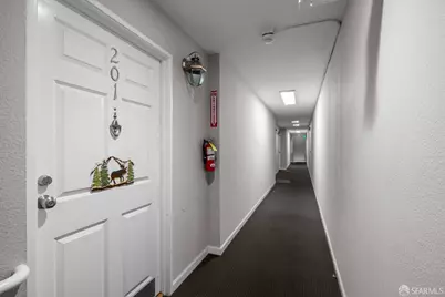 577 Laurel Street, San Carlos, CA 94070 - Photo 14