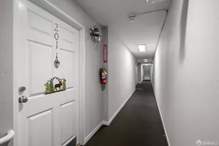 577 Laurel St, San Carlos, CA 94070 - Photo 14