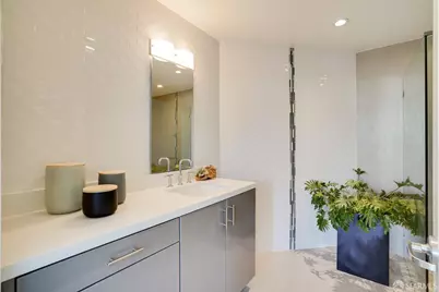 736 Valencia Street #501, San Francisco, CA 94110 - Photo 26