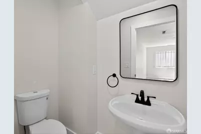 3251 Hyde Street, Oakland, CA 94601 - Photo 6