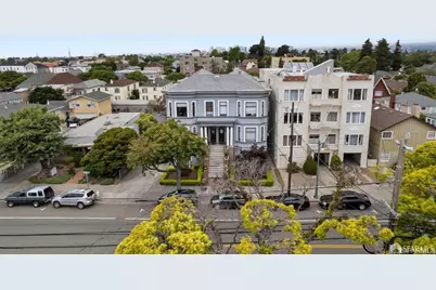 739 Santa Clara Avenue, Alameda, CA 94501 - Photo 1