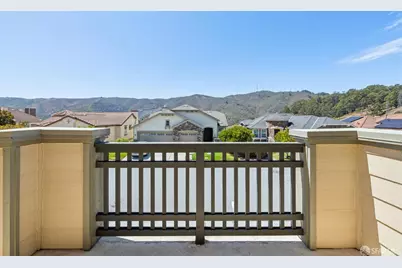 150 Elderberry Lane, Brisbane, CA 94005 - Photo 32