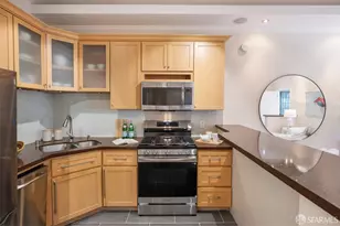 548 37th St, Oakland, CA 94609 - Photo 28