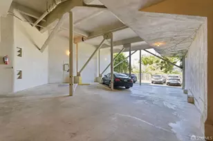 1820 Vallejo St, San Francisco, CA 94123 - Photo 22