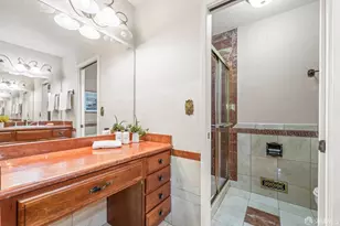 8040 Hansom Dr, Oakland, CA 94605 - Photo 30