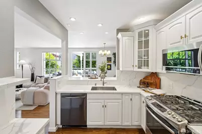1439 Green Street #1, San Francisco, CA 94109 - Photo 10
