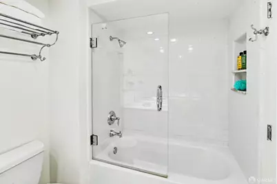 1650 Jackson Street #807, San Francisco, CA 94109 - Photo 24