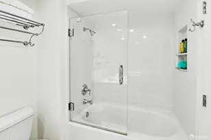 1650 Jackson St, San Francisco, CA 94109 - Photo 24