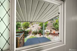 42 Galloway Dr, Concord, CA 94518 - Photo 16