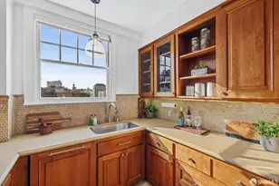 1880 Jackson St, San Francisco, CA 94109 - Photo 14