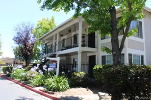 60 Muirfield Ct, San Jose, CA 95116 - Photo 4