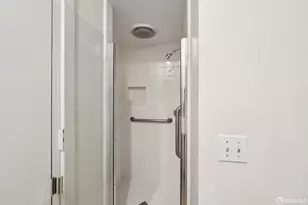 1127 Greenwich St, San Francisco, CA 94109 - Photo 40
