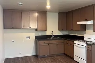 3319 E Tyler Ave, Fresno, CA 93702 - Photo 12