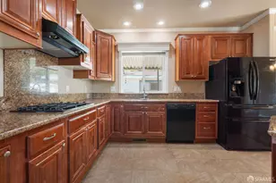 29 Yacht Ln, Daly City, CA 94014 - Photo 20