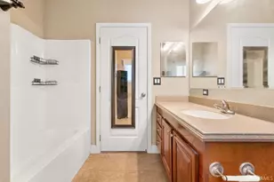 29 Yacht Ln, Daly City, CA 94014 - Photo 32