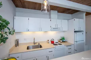 135 Red Rock Way, San Francisco, CA 94131 - Photo 14
