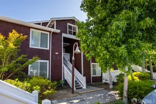 76 Marina Lakes Dr, Richmond, CA 94804 - Photo 18