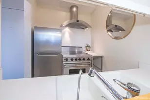 95 Red Rock Way, San Francisco, CA 94131 - Photo 6