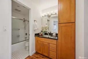 1 Daniel Burnham Ct, San Francisco, CA 94109 - Photo 28