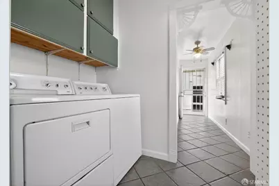 8125 Earl Street, Oakland, CA 94605 - Photo 14