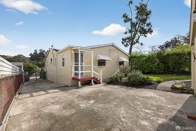 8125 Earl Street, Oakland, CA 94605 - Photo 18