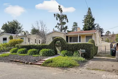 8125 Earl Street, Oakland, CA 94605 - Photo 2