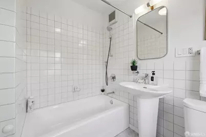 525 Moultrie Street, San Francisco, CA 94110 - Photo 42
