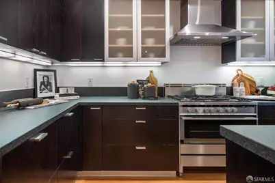 942 South Van Ness Avenue, San Francisco, CA 94110 - Photo 8