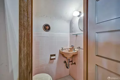 201 Capra Way, San Francisco, CA 94123 - Photo 40
