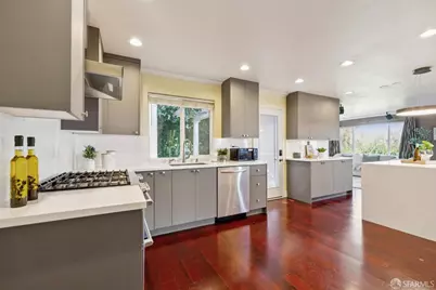 10125 Roseview Drive, San Jose, CA 95127 - Photo 18