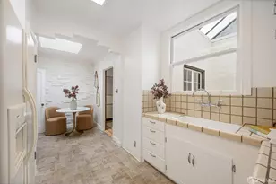 1645 7th Ave, San Francisco, CA 94122 - Photo 32