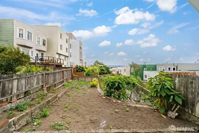 627 Santiago Street, San Francisco, CA 94116 - Photo 30