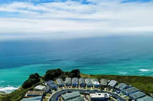 702 Skyline Dr, Daly City, CA 94015 - Photo 6