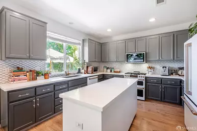 199 Copper Beech Glen, Hercules, CA 94547 - Photo 14